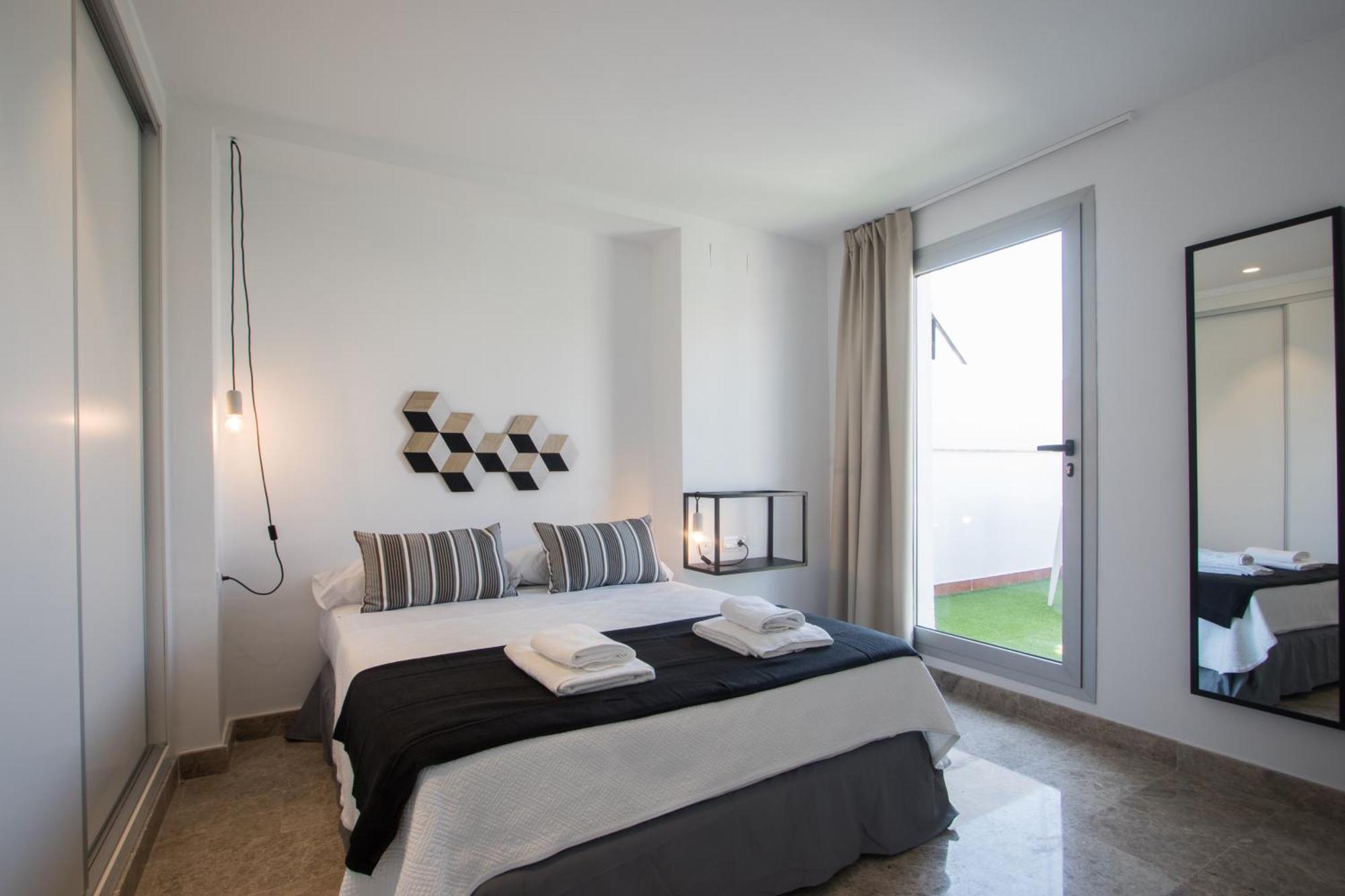 Flatsforyou Marina Playa Валенсия Экстерьер фото